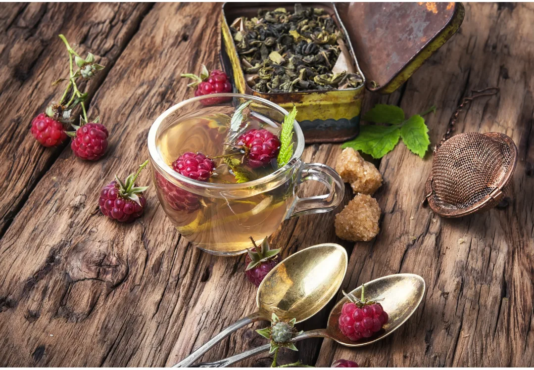 Red Raspberry Leaf Tea in Pregnancy: Evidence-Based Guide