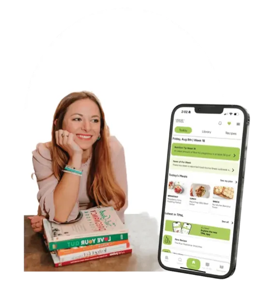Pregnant woman using TPNL app